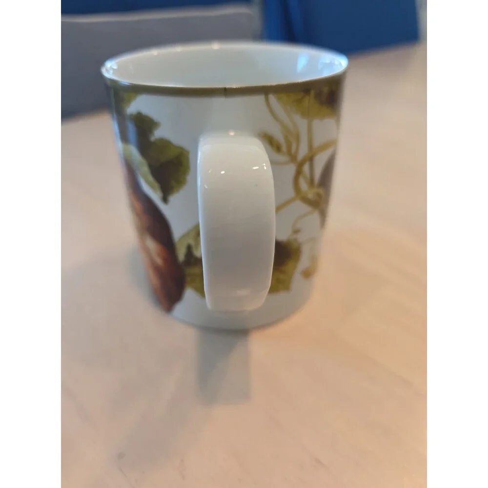 WILLIAMS-SONOMA LARGE COFFEE MUG SQUASH/ FLOWER MOTIF 4”